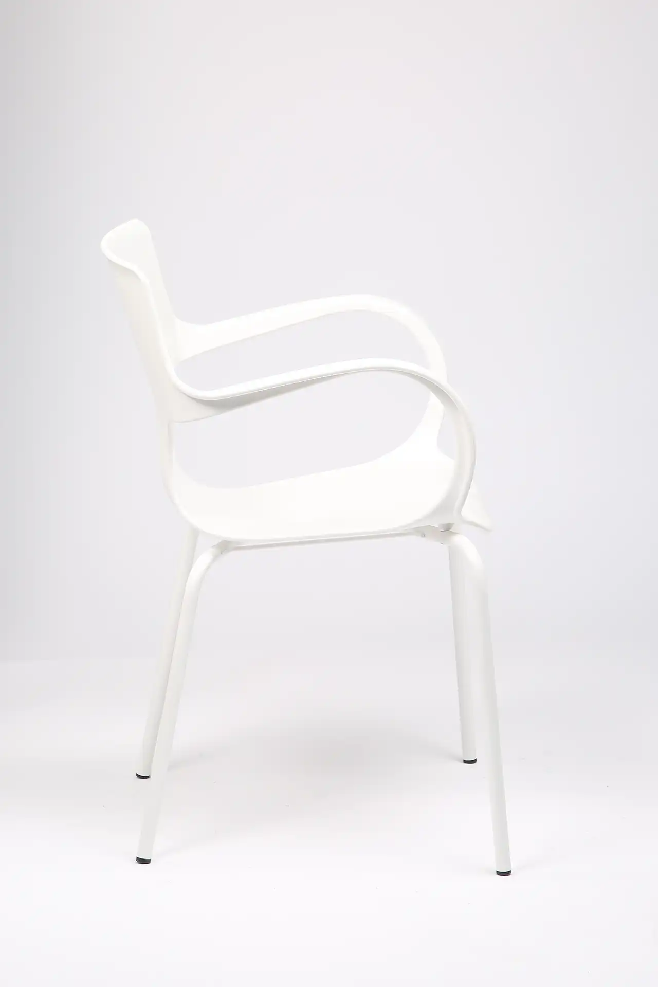 Photo du produit CHAISE SOFIA BLANCHE